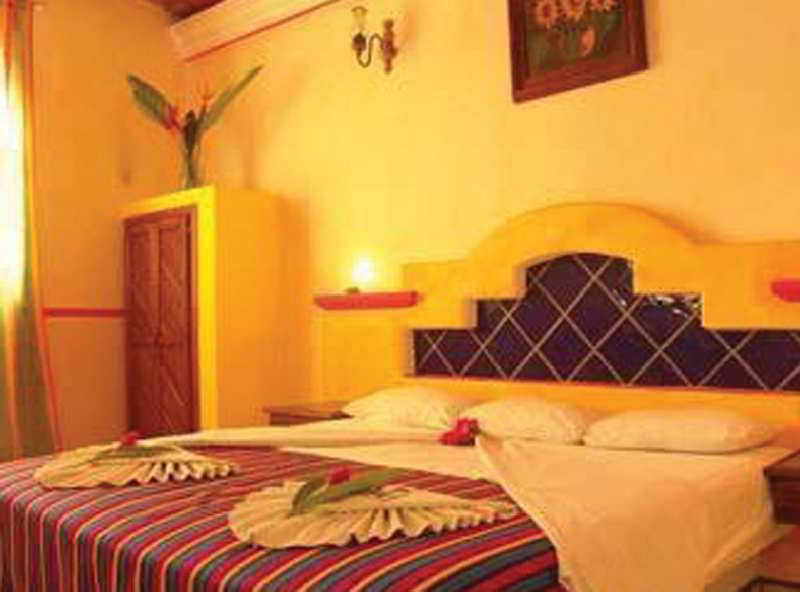 Hotel Y Suites Mar Y Sol Rincon de Guayabitos Exterior photo